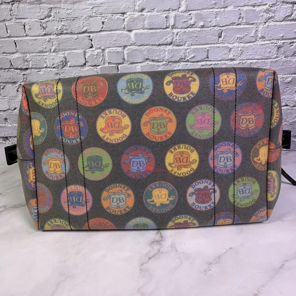 Vintage Dooney & Bourke Medallion Print Canvas/Leather‎ Satchel Handbag ❤️ NICE